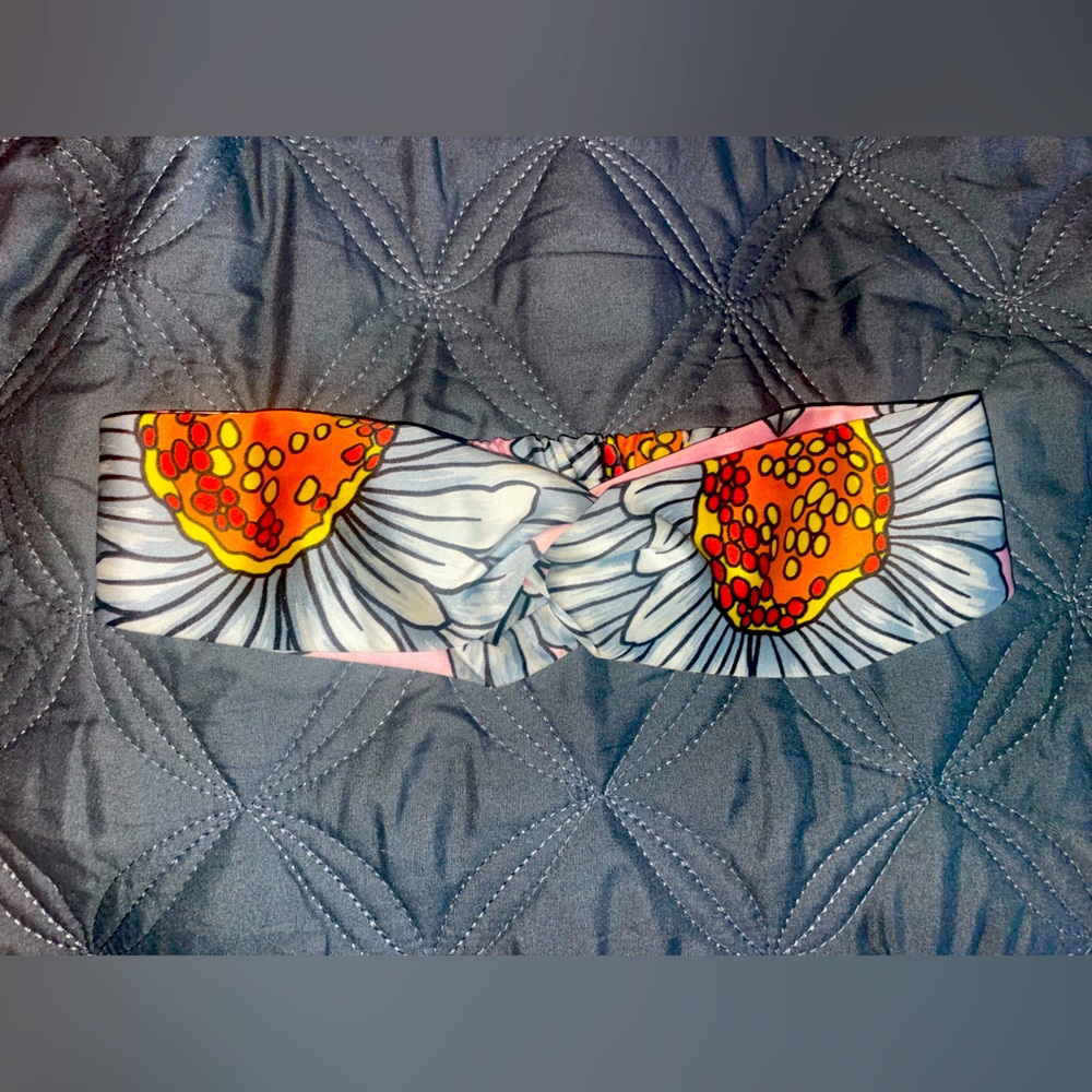 Authentic GUCCI Silk Floral Headband